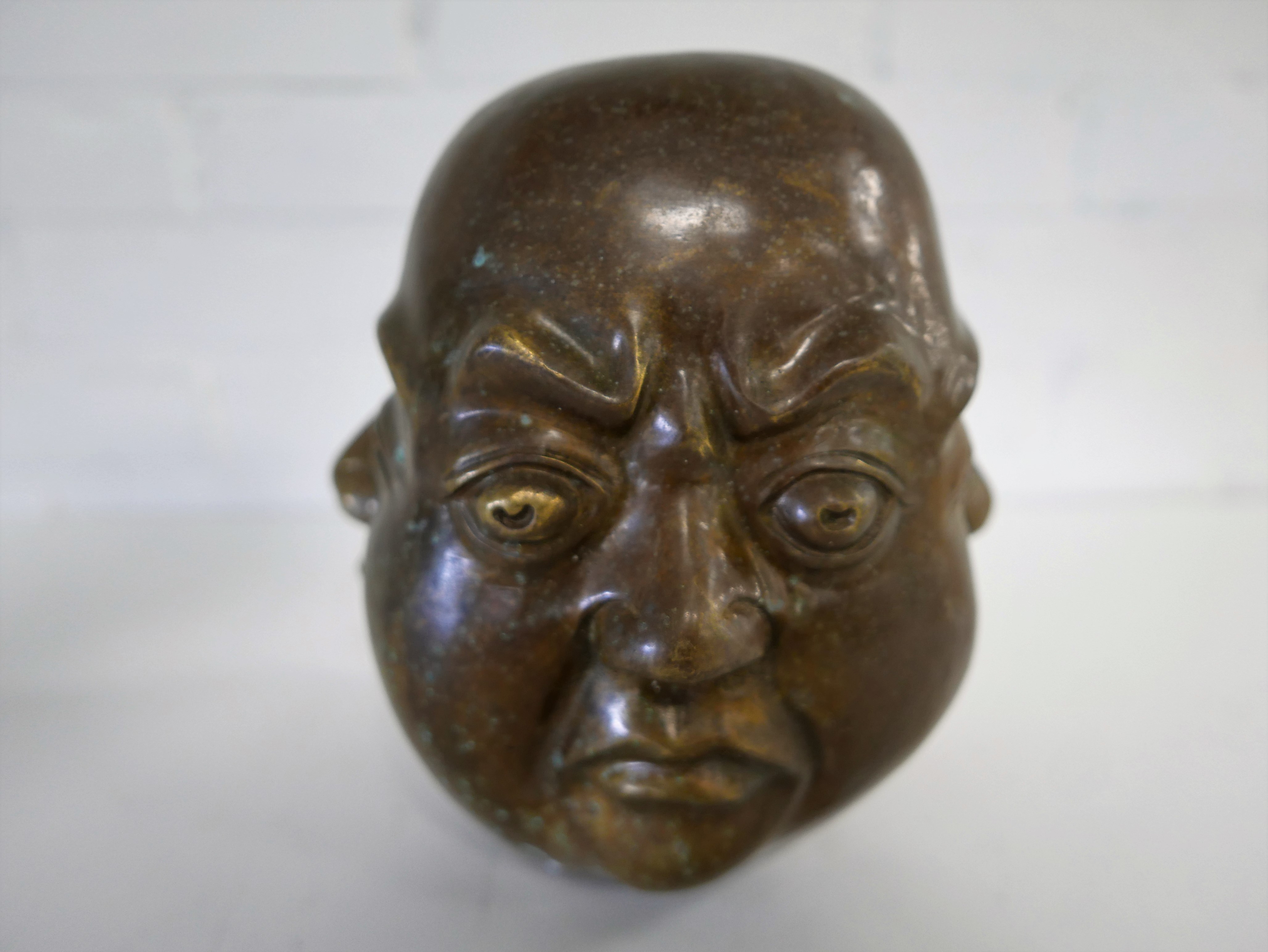 Bronzen beeld boeddha met 4 gezichten.