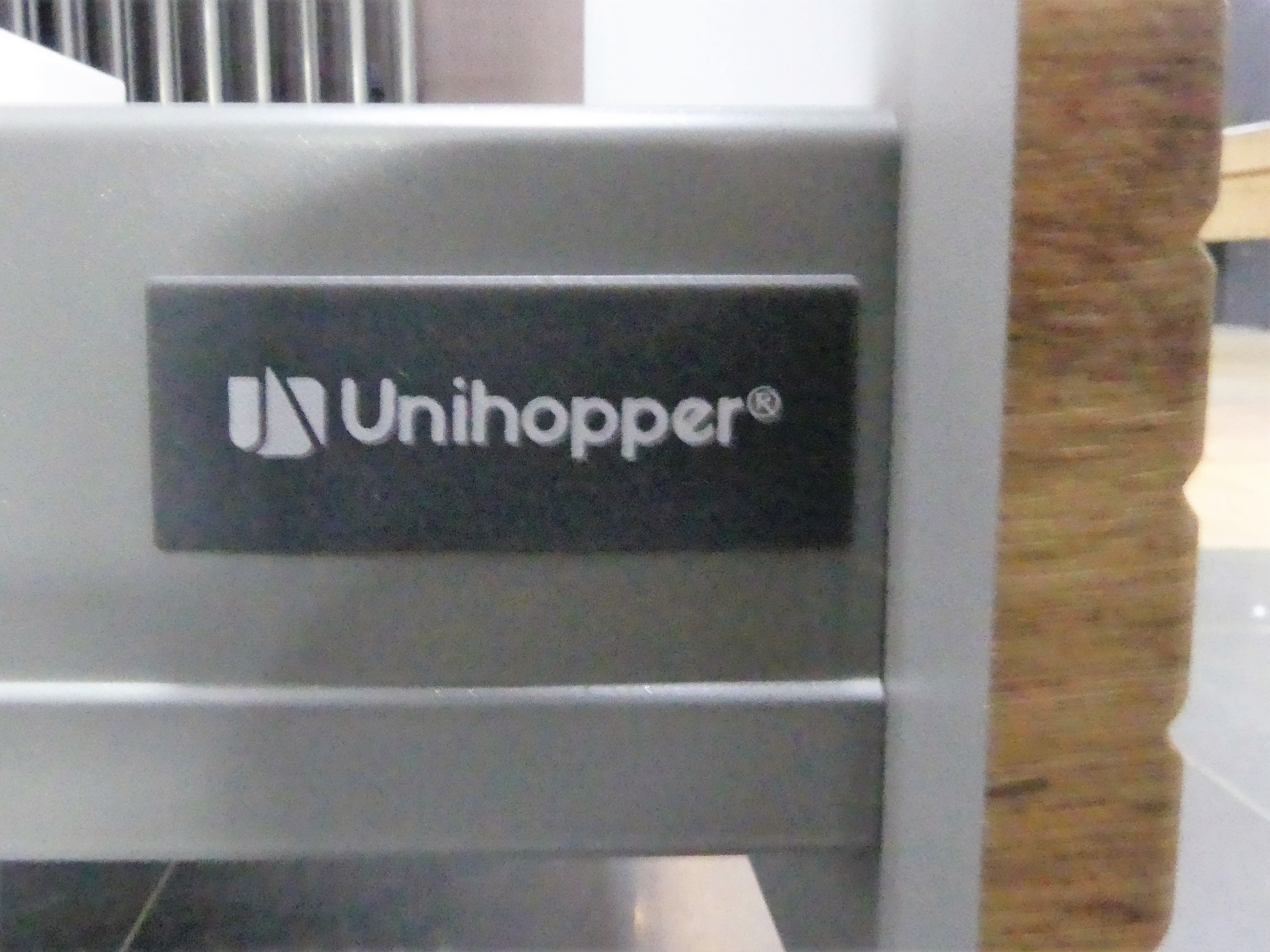 Unihopper badmeubel  (€ 2.950,-)