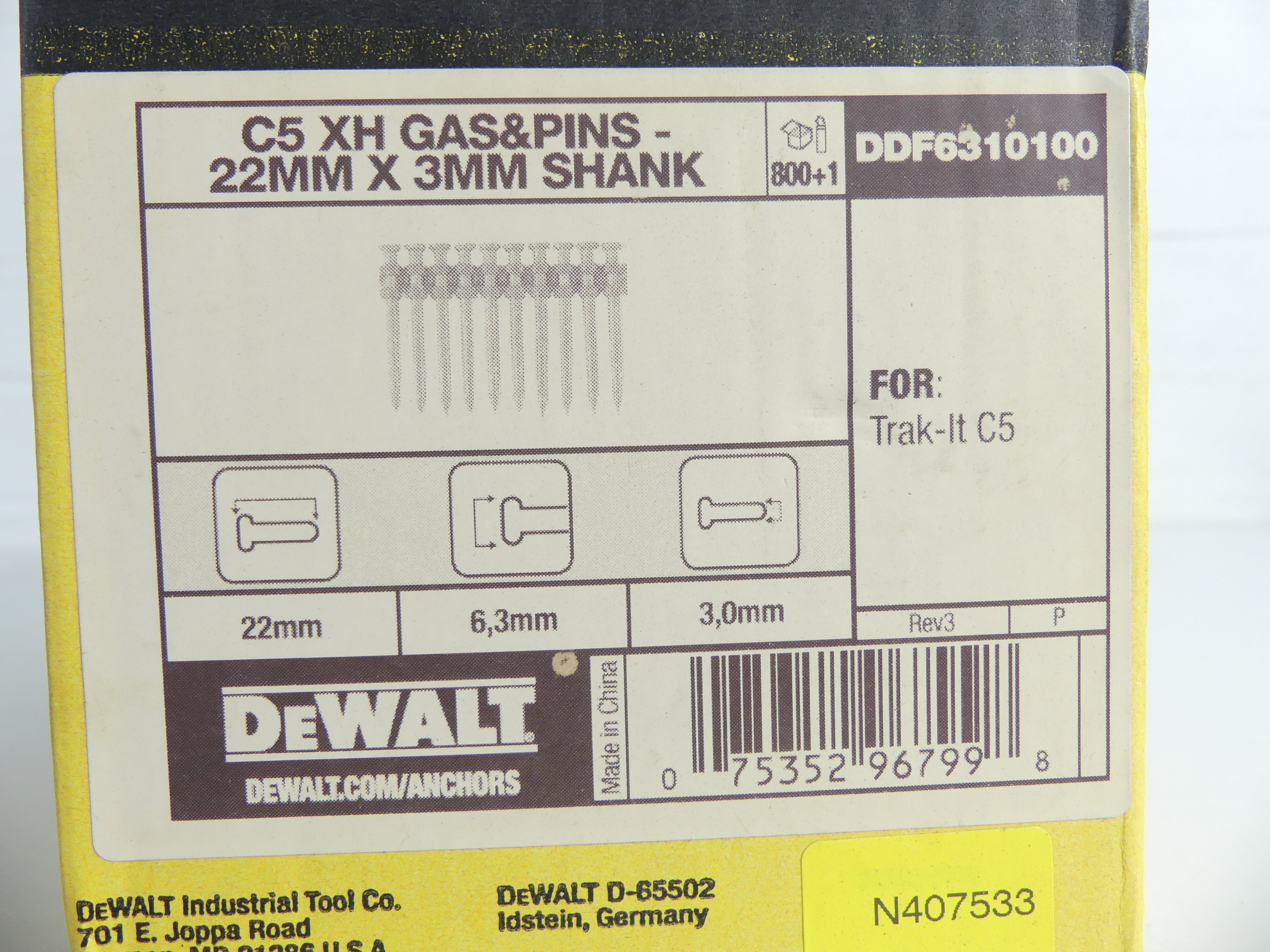 1x DeWalt DDF6310100 C5-XH Nails 22 mm + 1 x Gas Cartridge (800 Pieces)