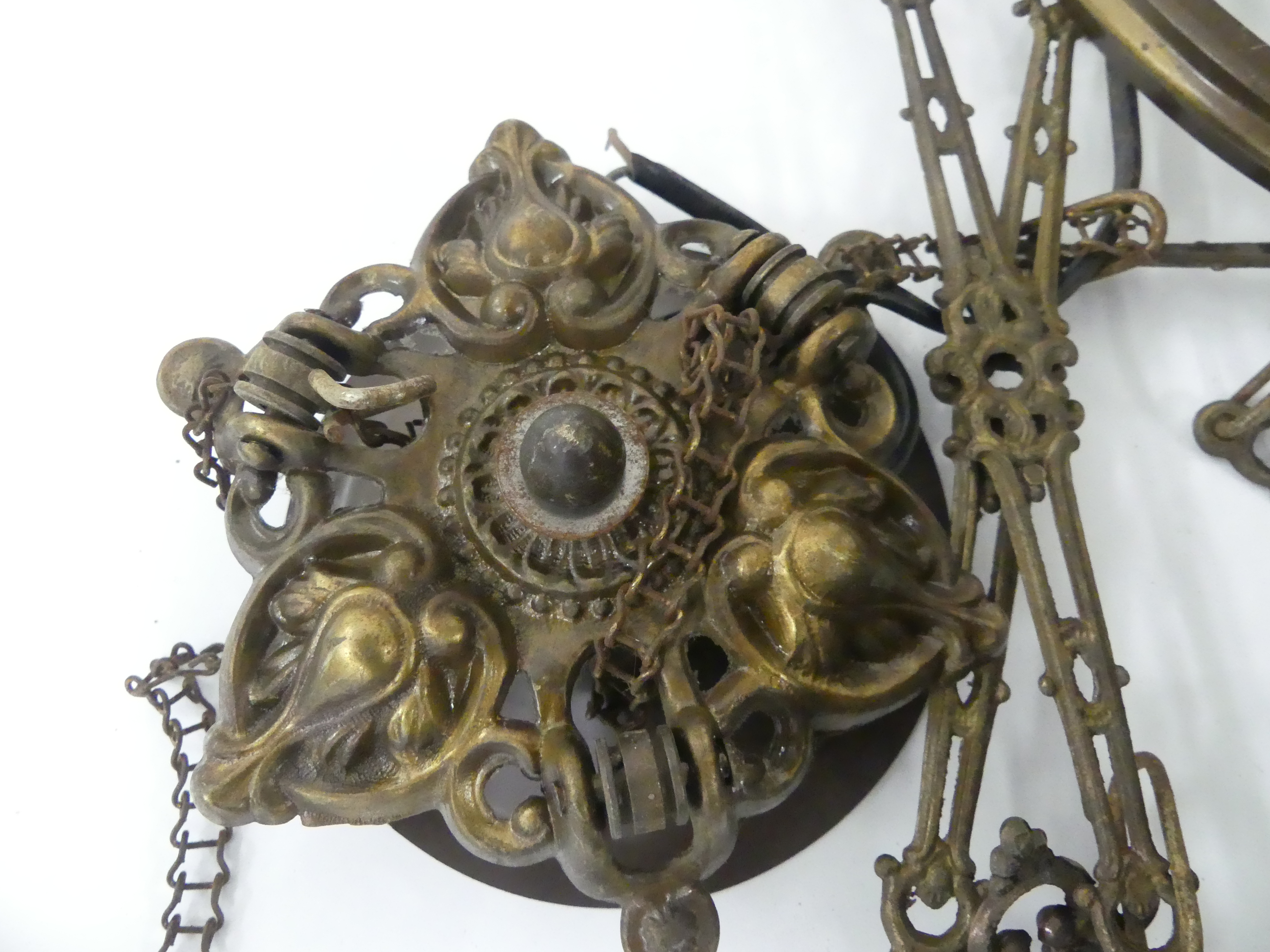 Antieke Franse hanglamp met glazen kap 