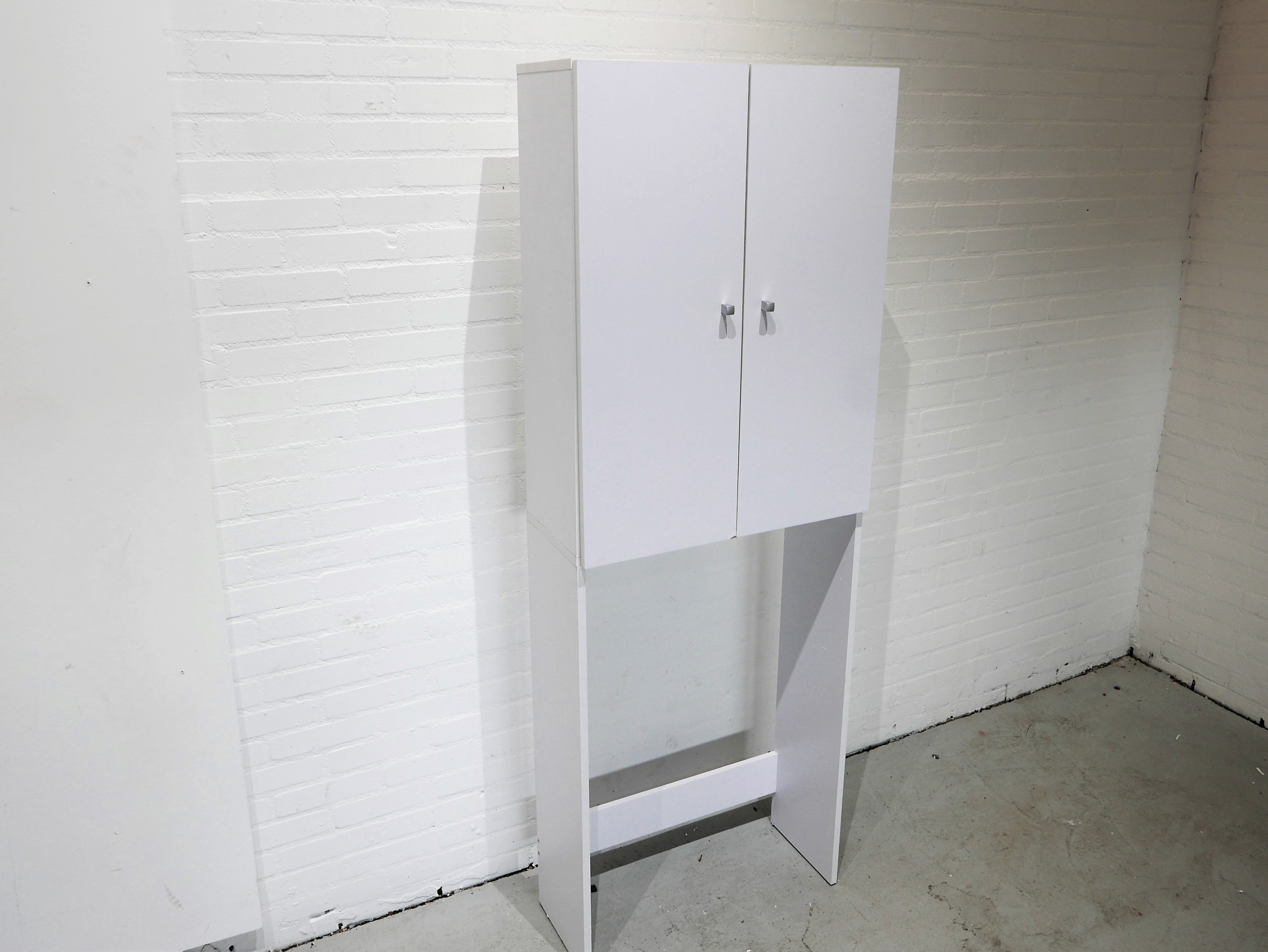 Wasmachinekast met twee deuren 63x28x180 cm  