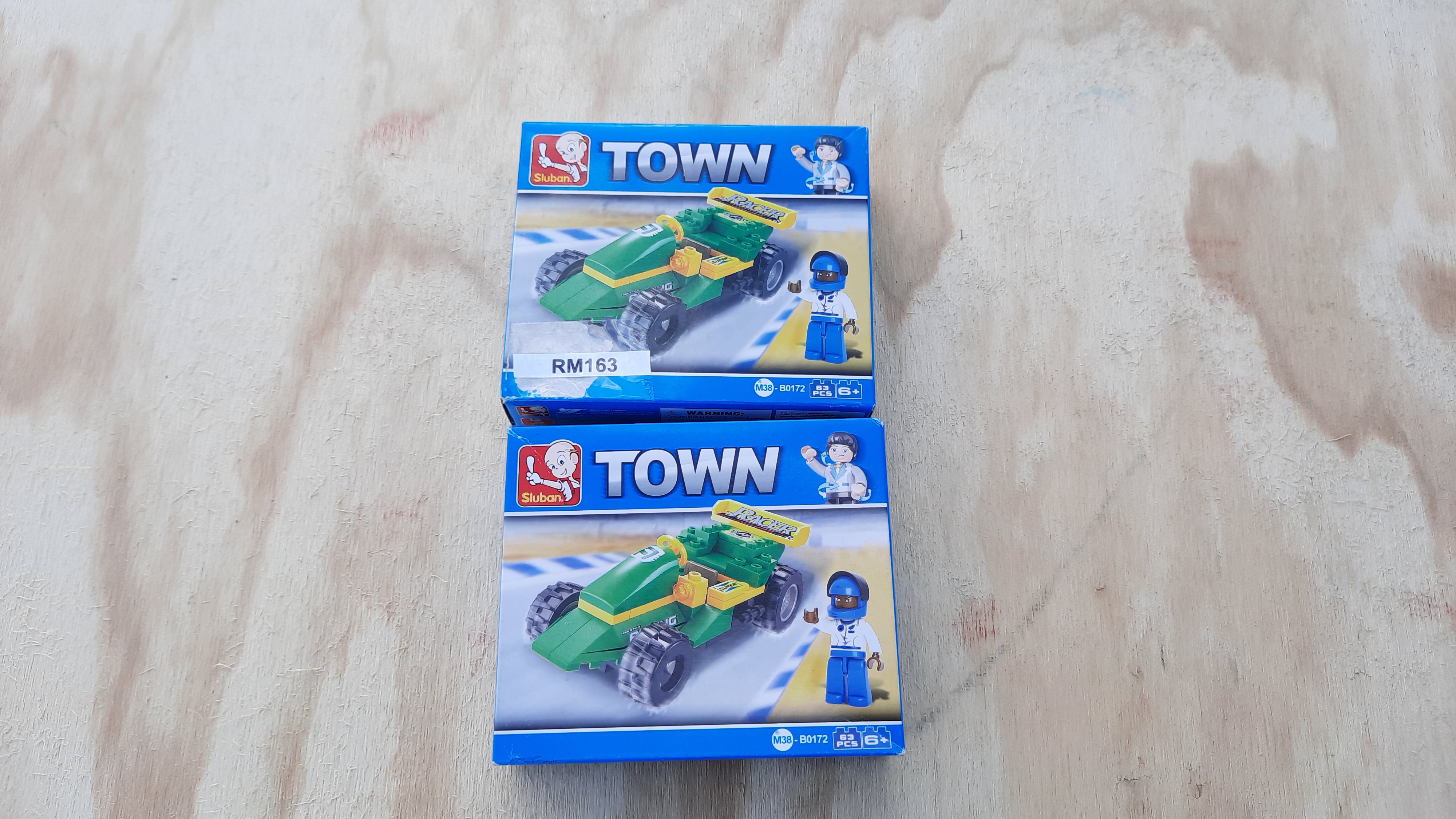 2 bouwstenen setjes Town F1