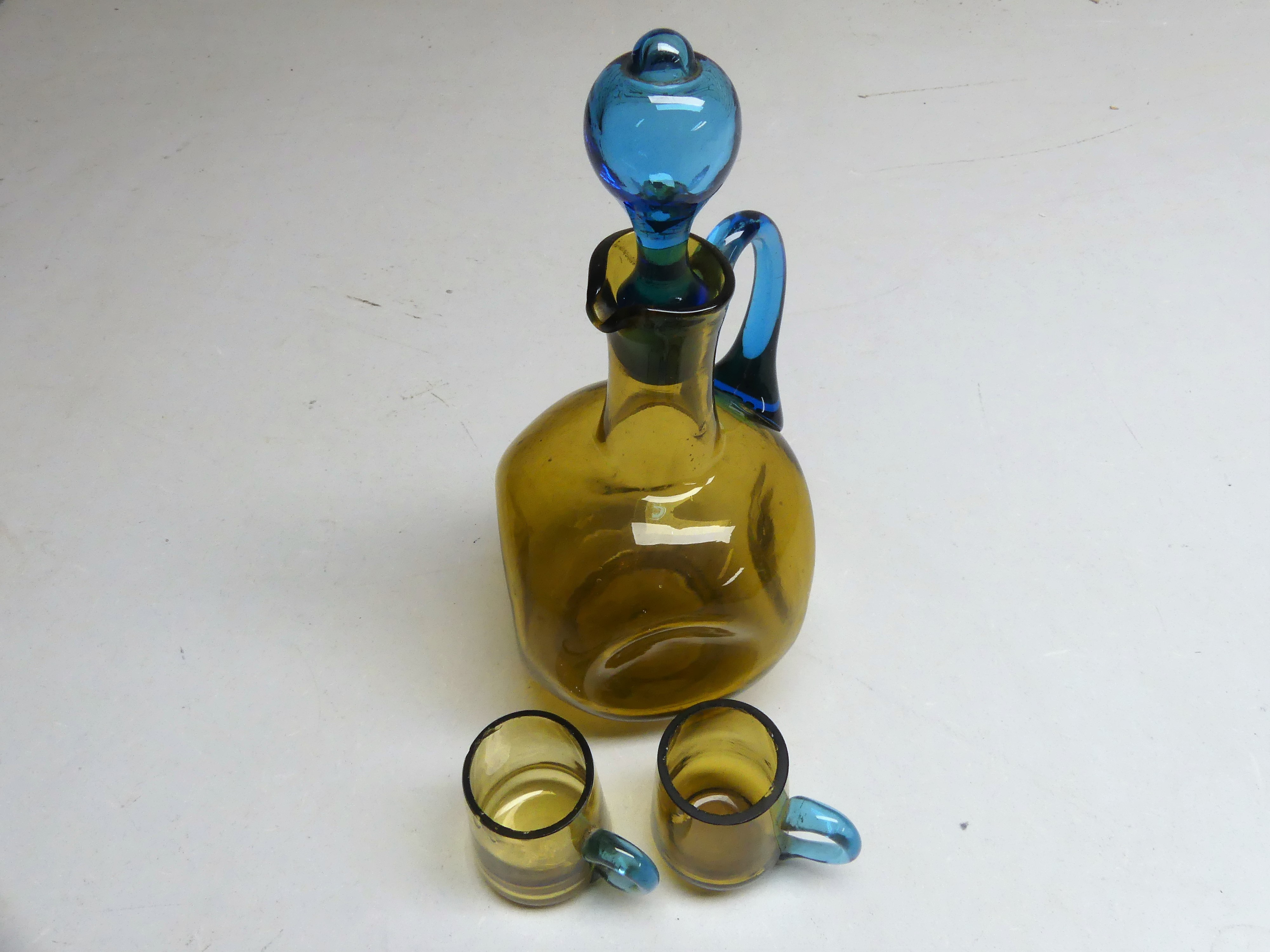 Georg Sand liqueur karaf met twee glazen 1921