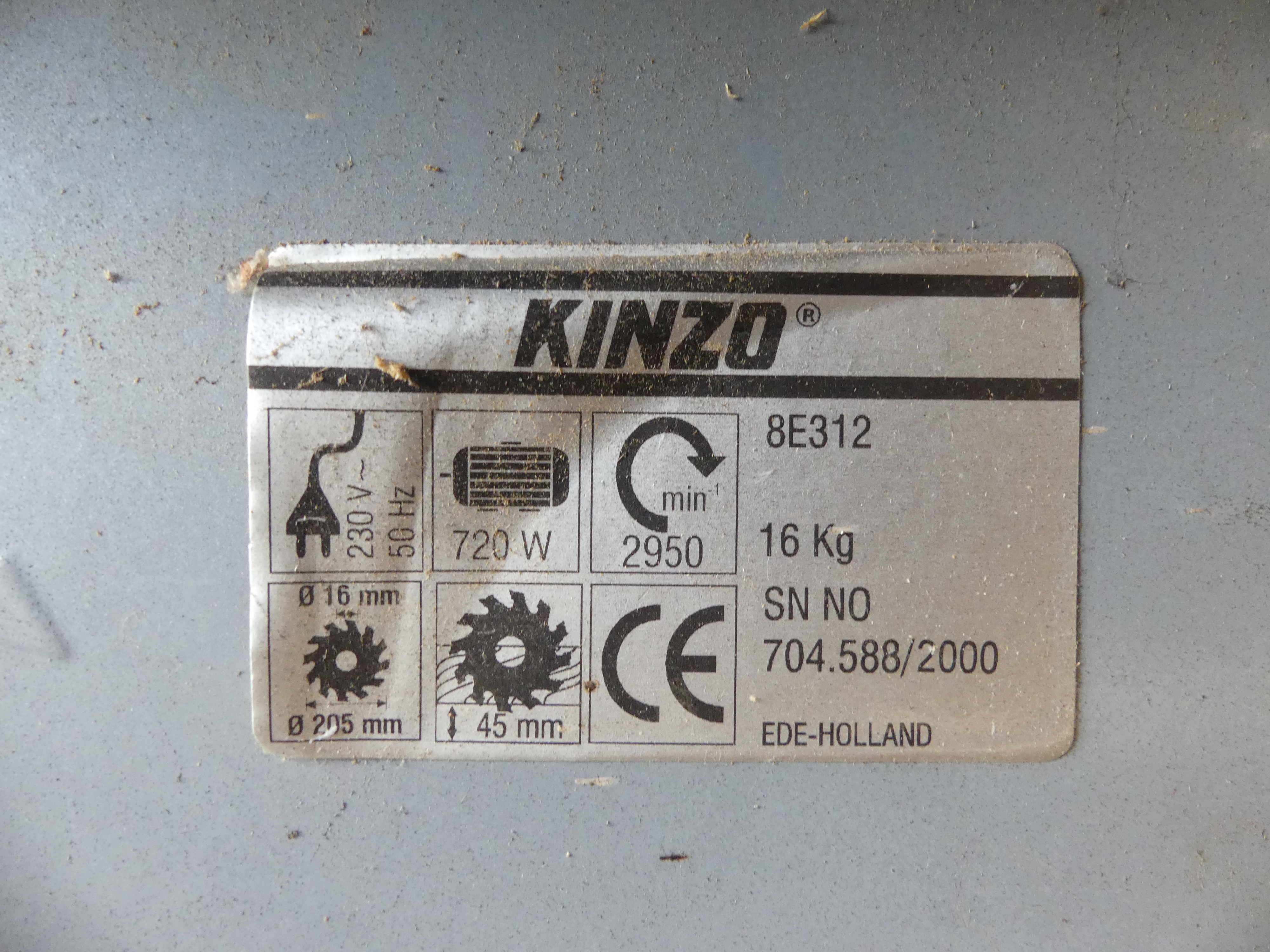 Kinzo zaagtafel, 54x40x30cm 