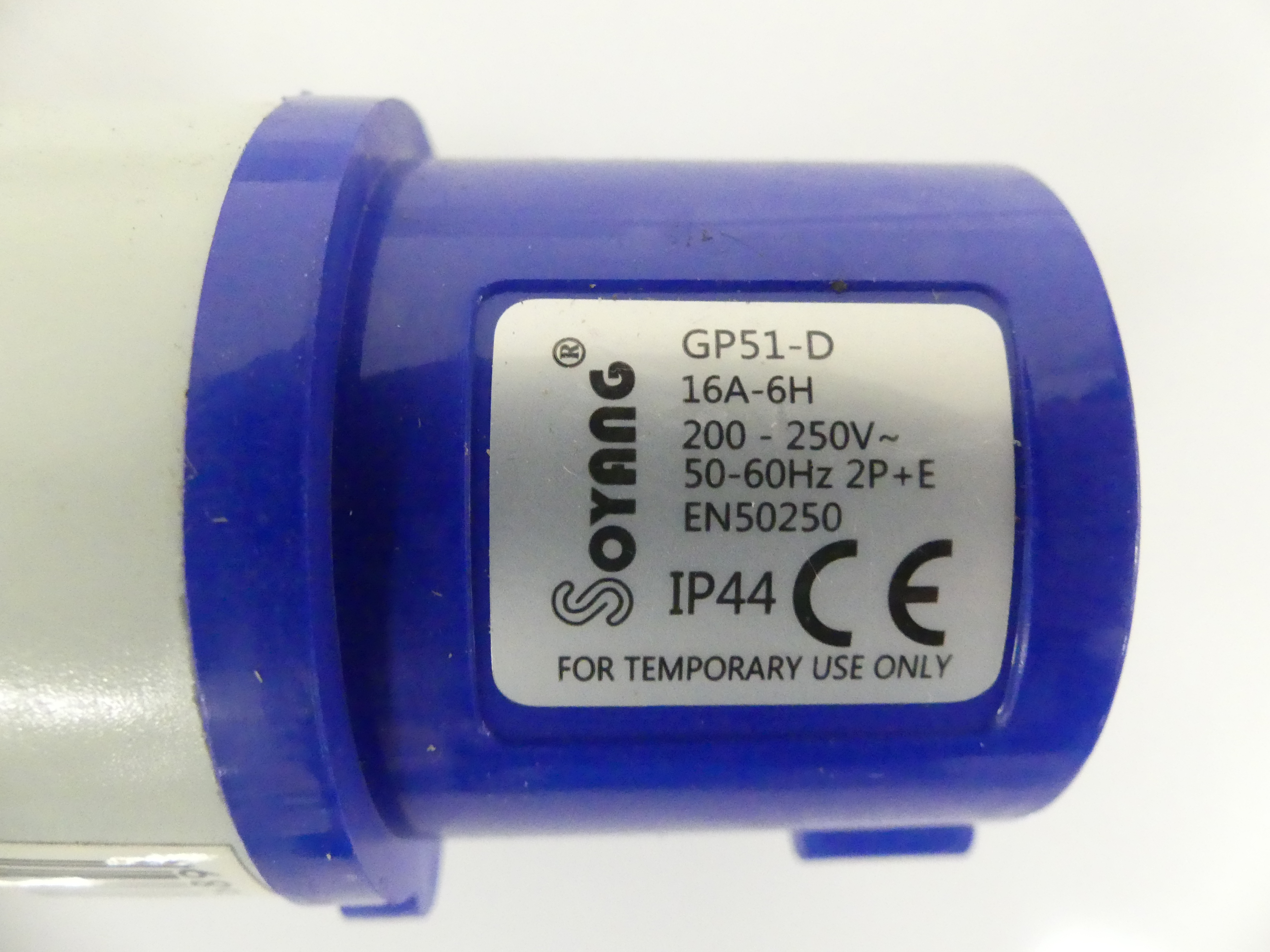 2x Soyang 230V verloopstekker 3-polig,  GP51-D, IP44  