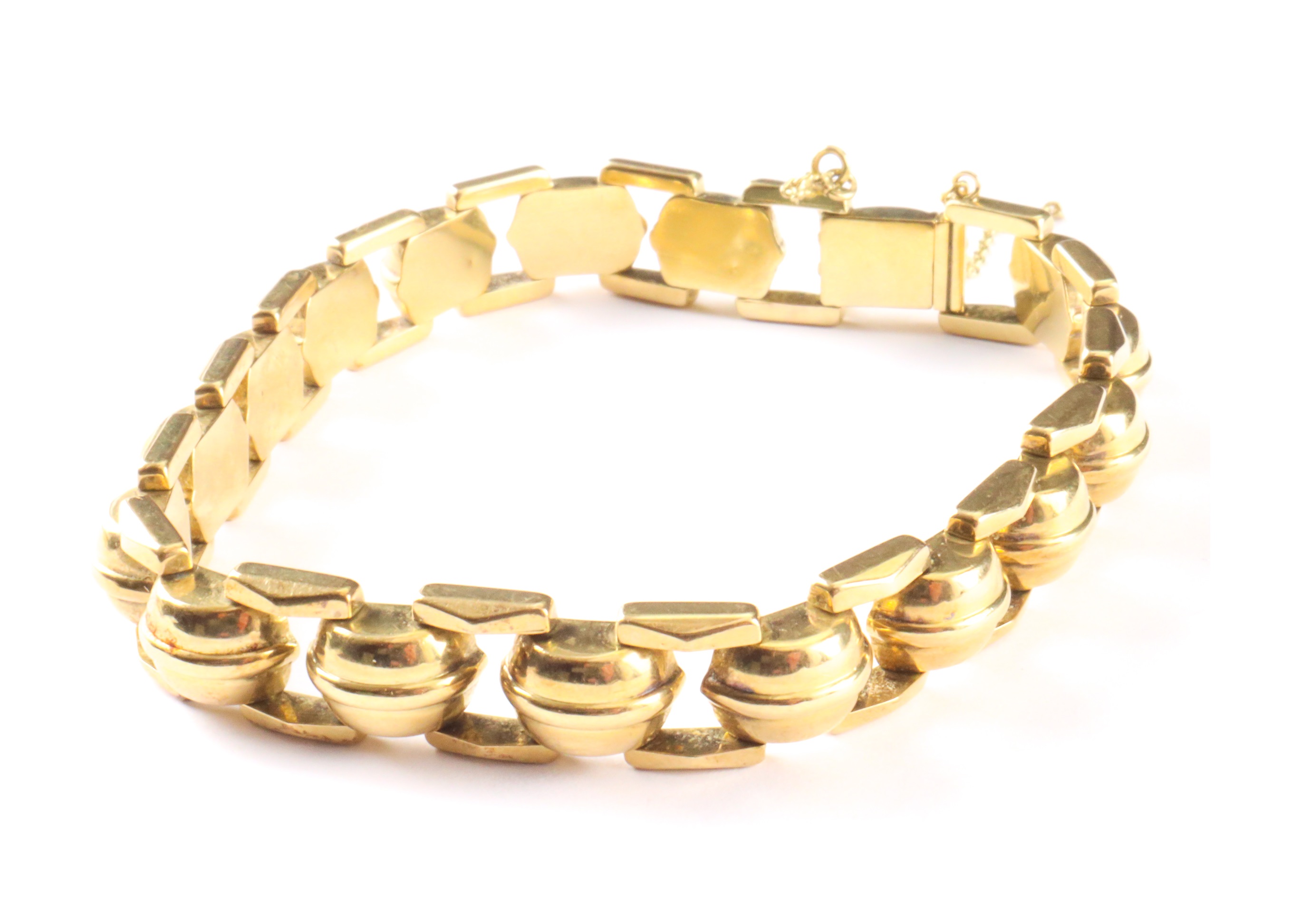 Getaxeerde gouden armband (€ 3.230,-)
