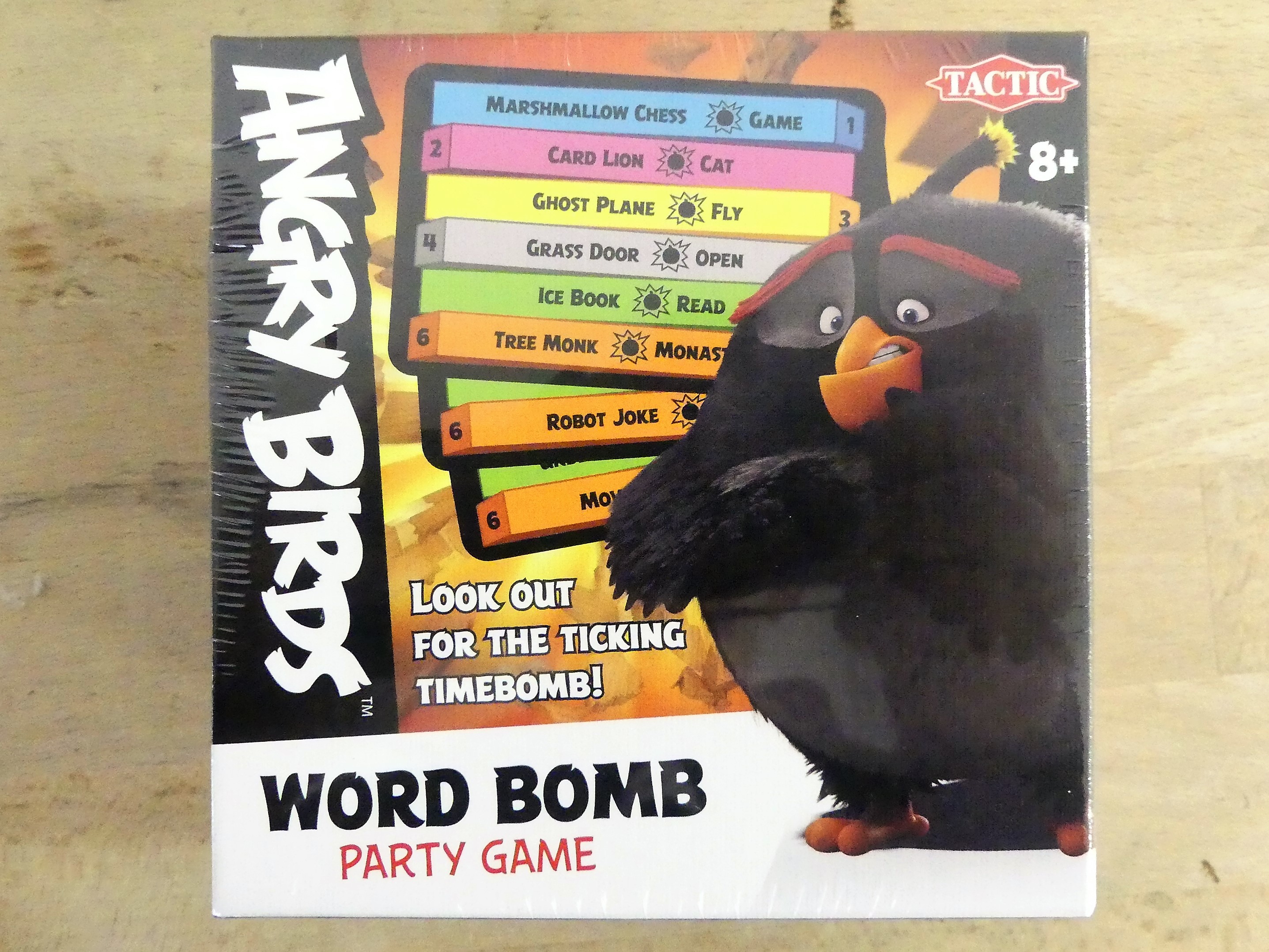 Angry Birds Party Game "Word Bomb"  