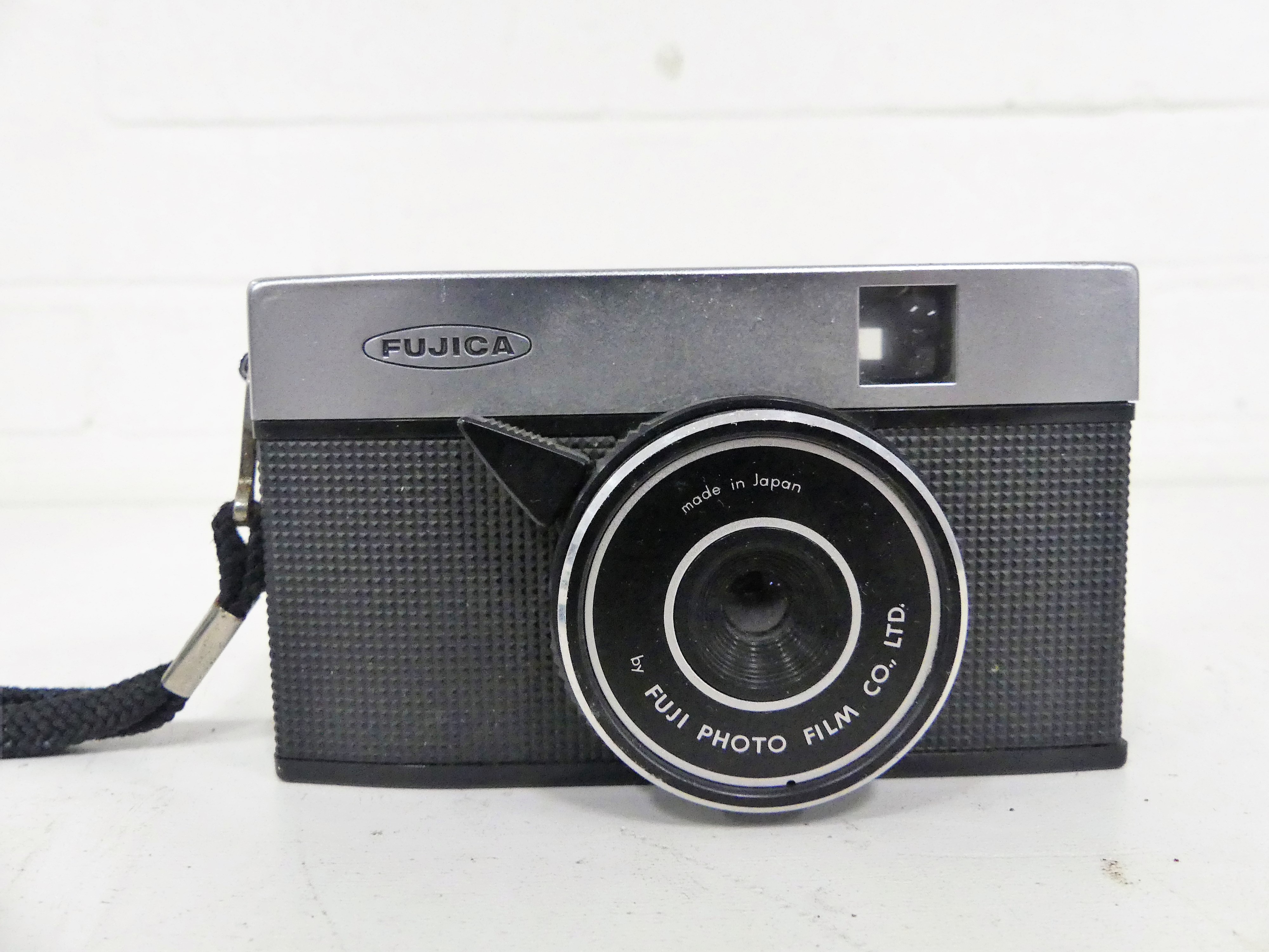Fujica Rapid S analoge compactcamera