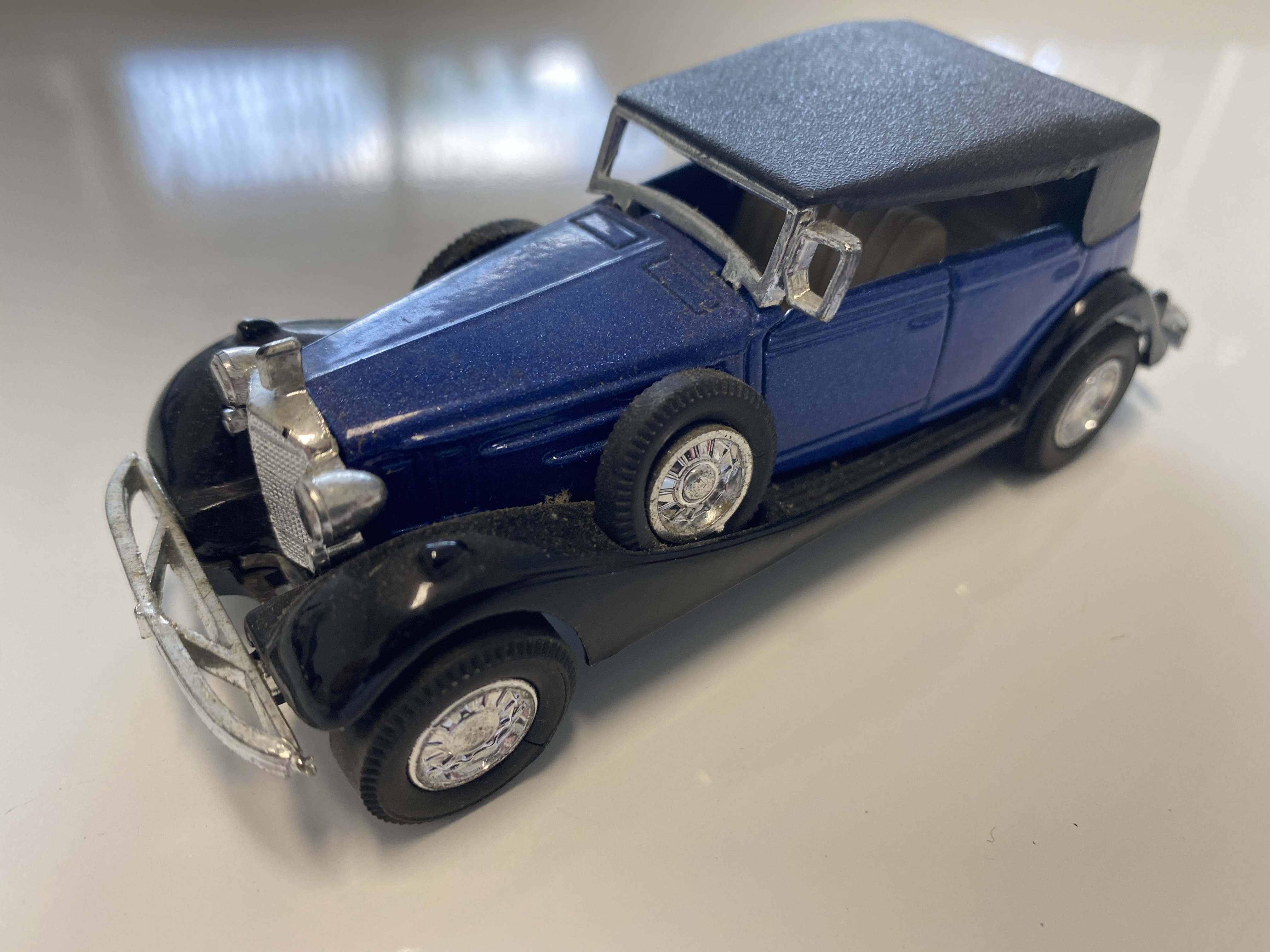 Miniatuur oldtimer 1933